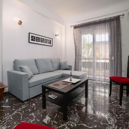 Local Urban Living 2Bd Apartment In Athene Buitenkant foto