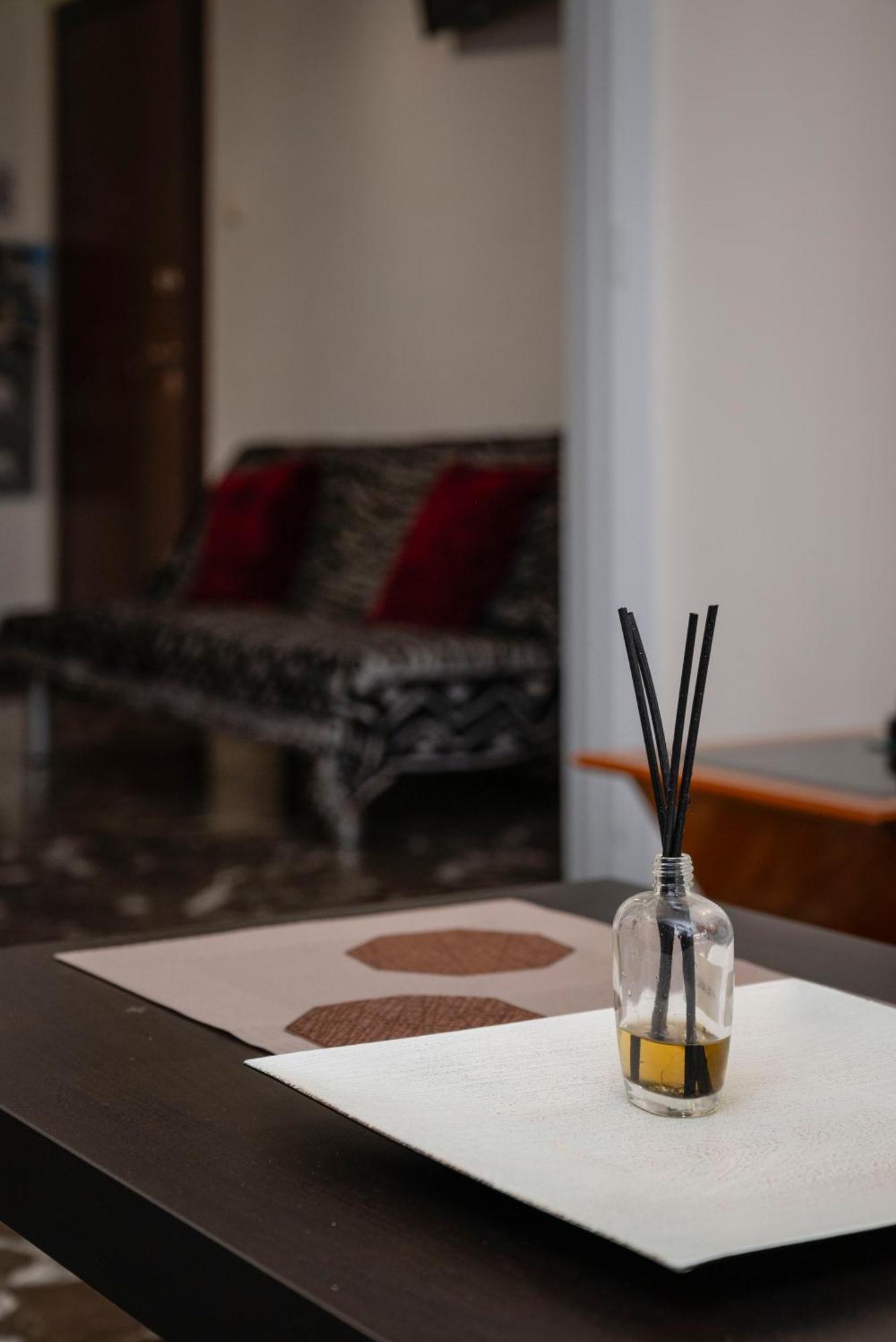 Local Urban Living 2Bd Apartment In Athene Buitenkant foto
